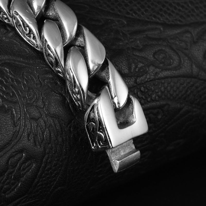 LUMA SteelCrest - Luma